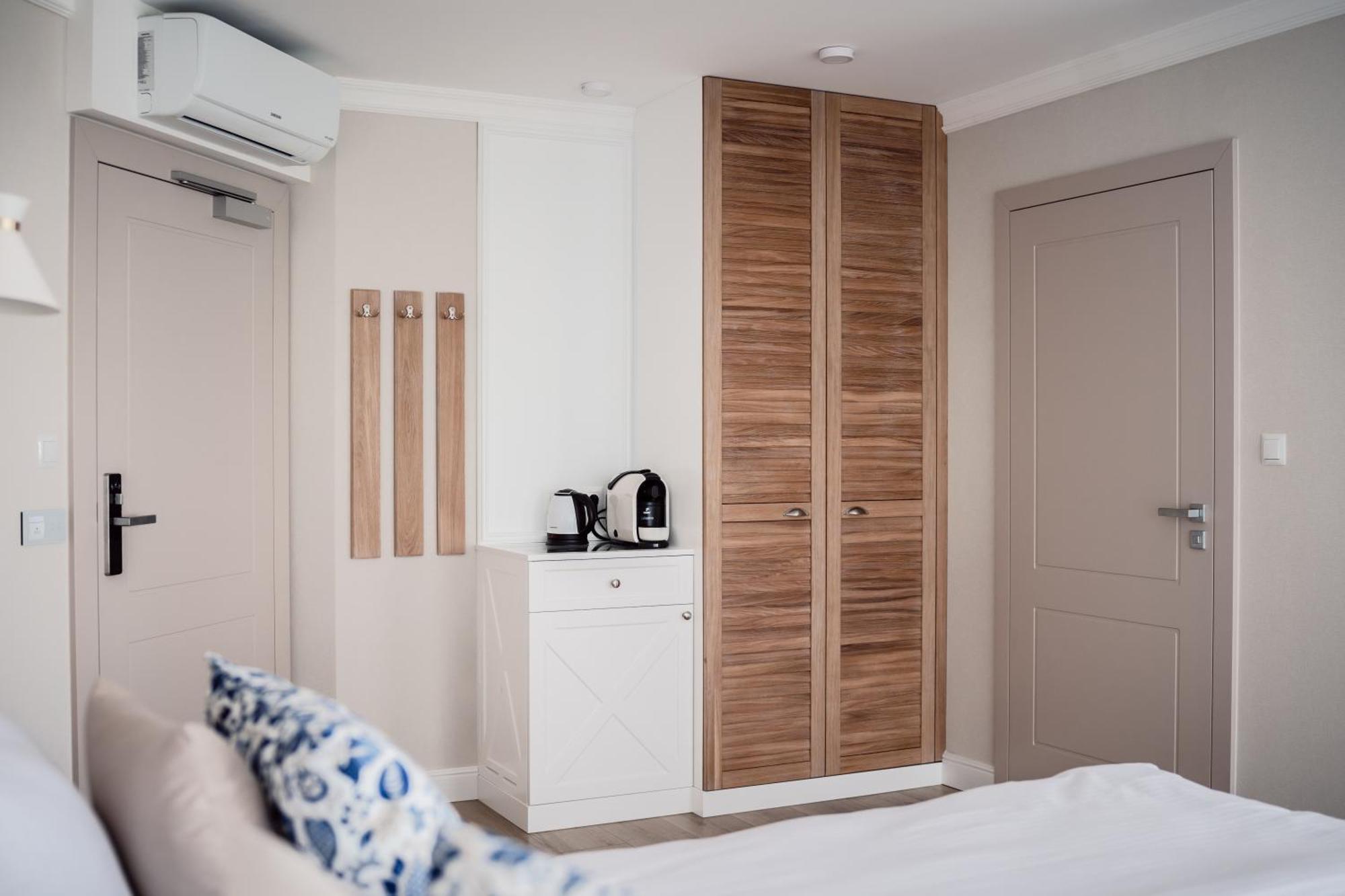 Hotel Szerokie Wody Sea & Sand Устка Экстерьер фото
